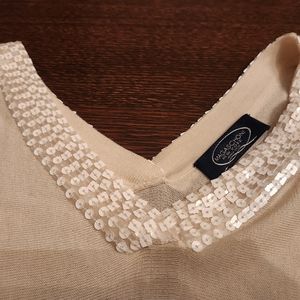 Cashmere silk blend sweater with sparkled V neck